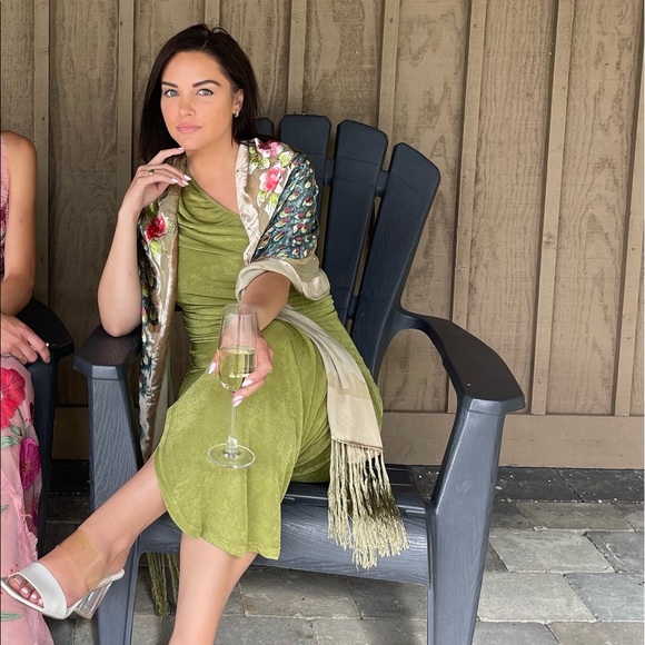 XS Green "The Goddess" Lioness Princess Polly Asymmetrical 90s Midi Dress - Picture 5 of 12